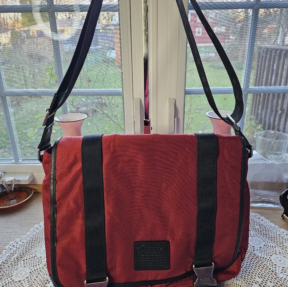 Mens/Women's Coach Messenger Bag, BURNT RED COLOR  NYLON, Not Bright Red - Picture 9 of 16